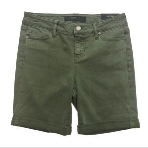 Liverpool “The Walking Short” Army Green Short